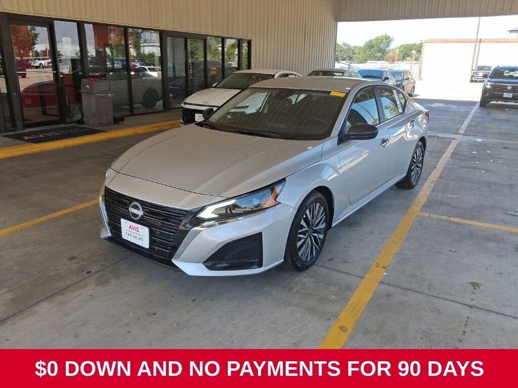 2025 NISSAN Altima
