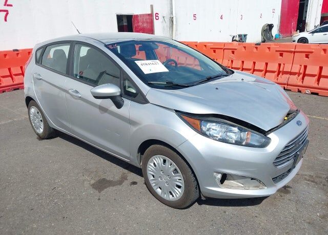 2017 FORD Fiesta