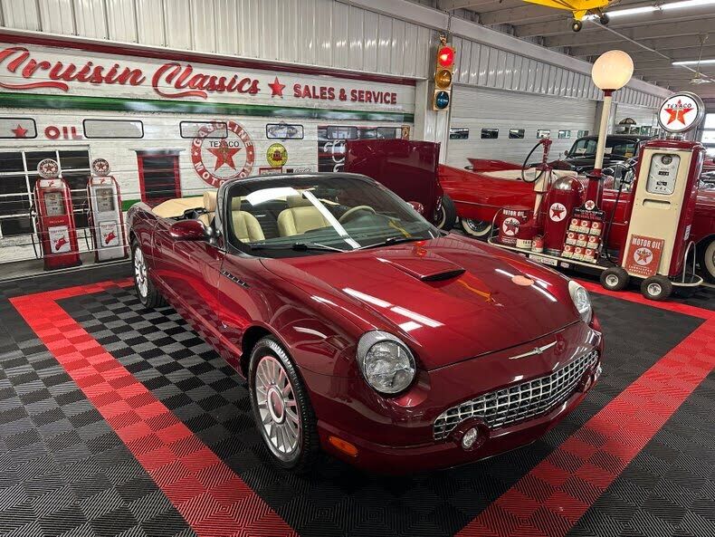 2004 FORD Thunderbird