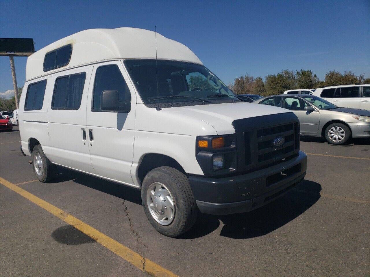2010 FORD E-150