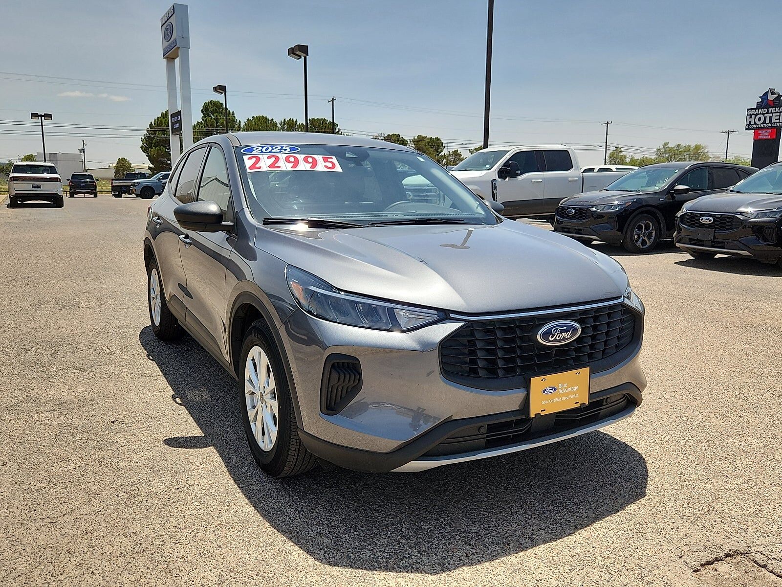2025 FORD Escape