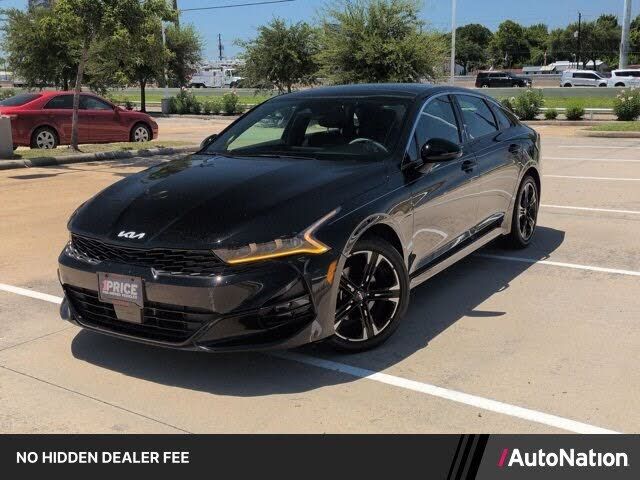 2022 KIA K5