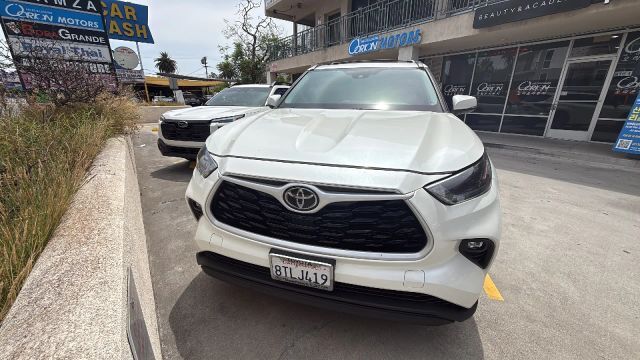 2021 TOYOTA Highlander