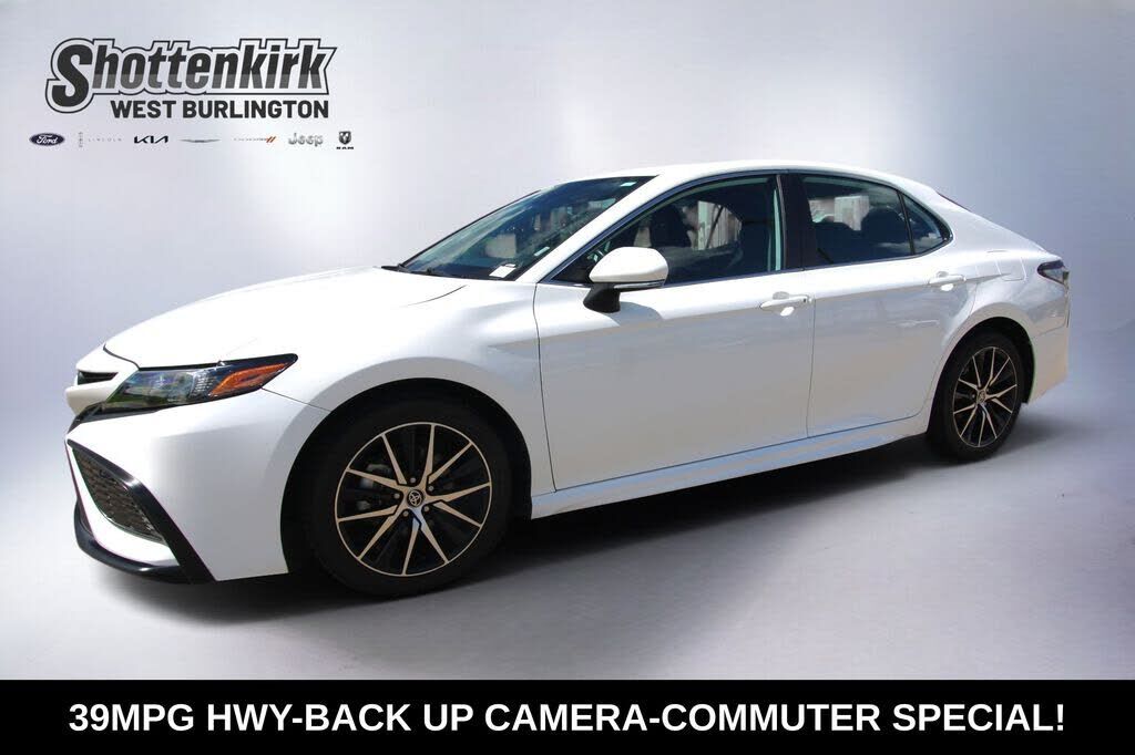 2024 TOYOTA Camry