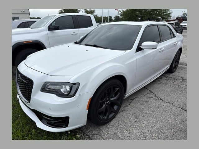 2023 CHRYSLER 300