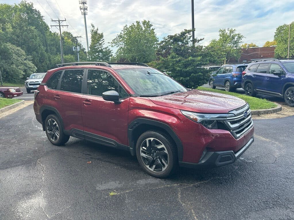 2025 SUBARU Forester