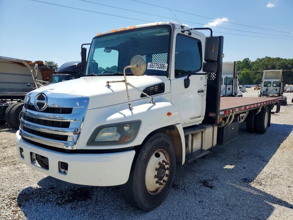 2016 HINO Conventional Type Truck