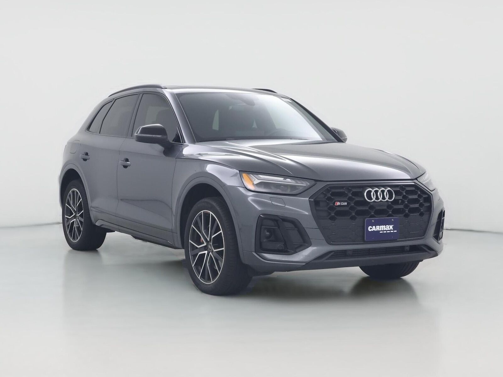 2022 AUDI SQ5