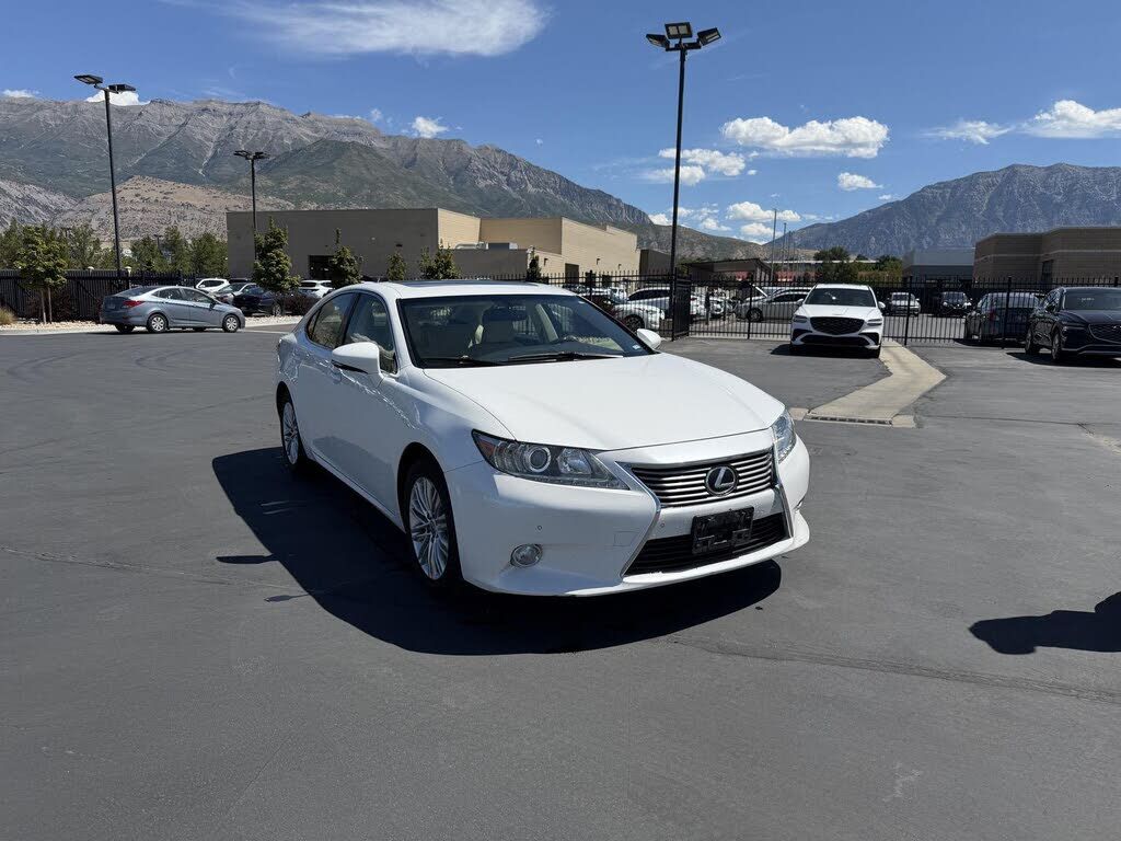 2015 LEXUS ES