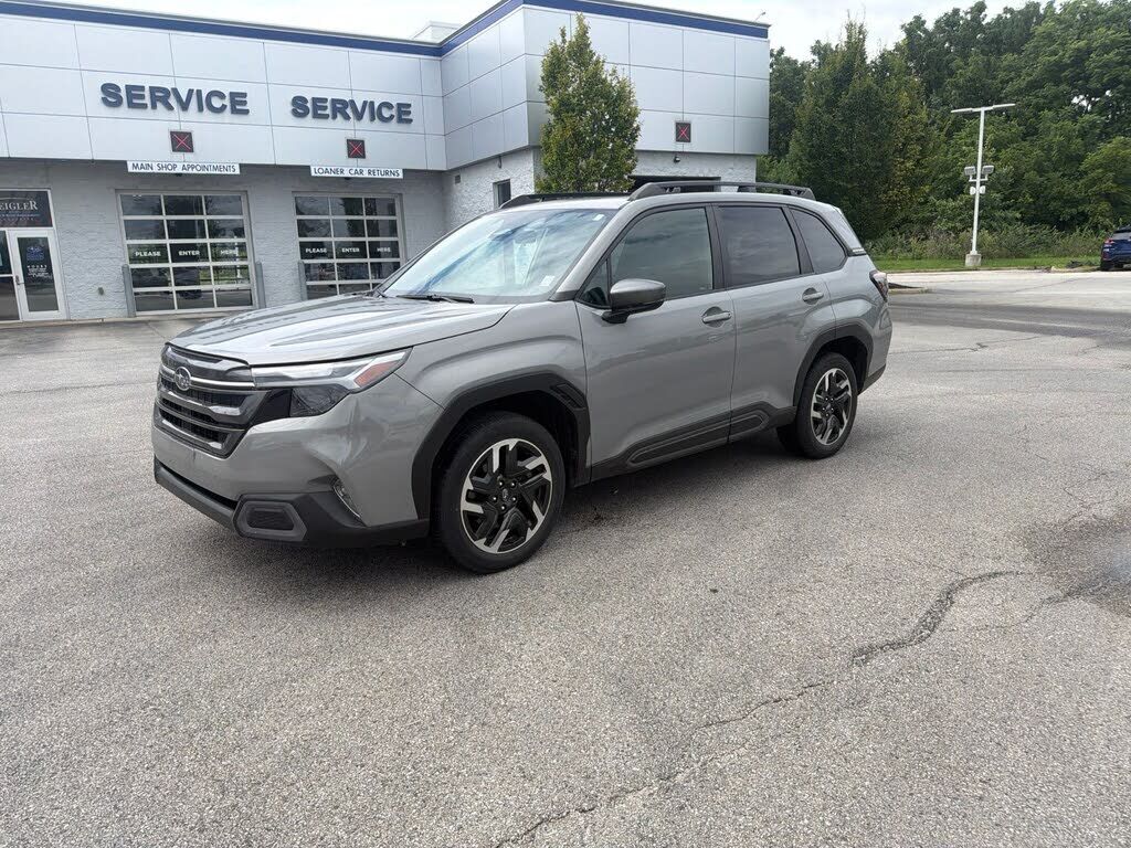 2025 SUBARU Forester