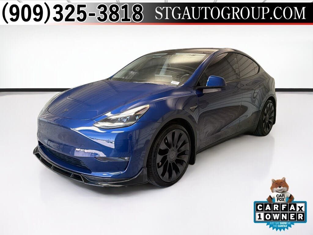 2022 TESLA Model Y