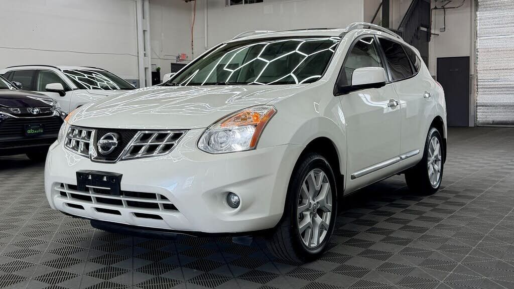 2012 NISSAN Rogue