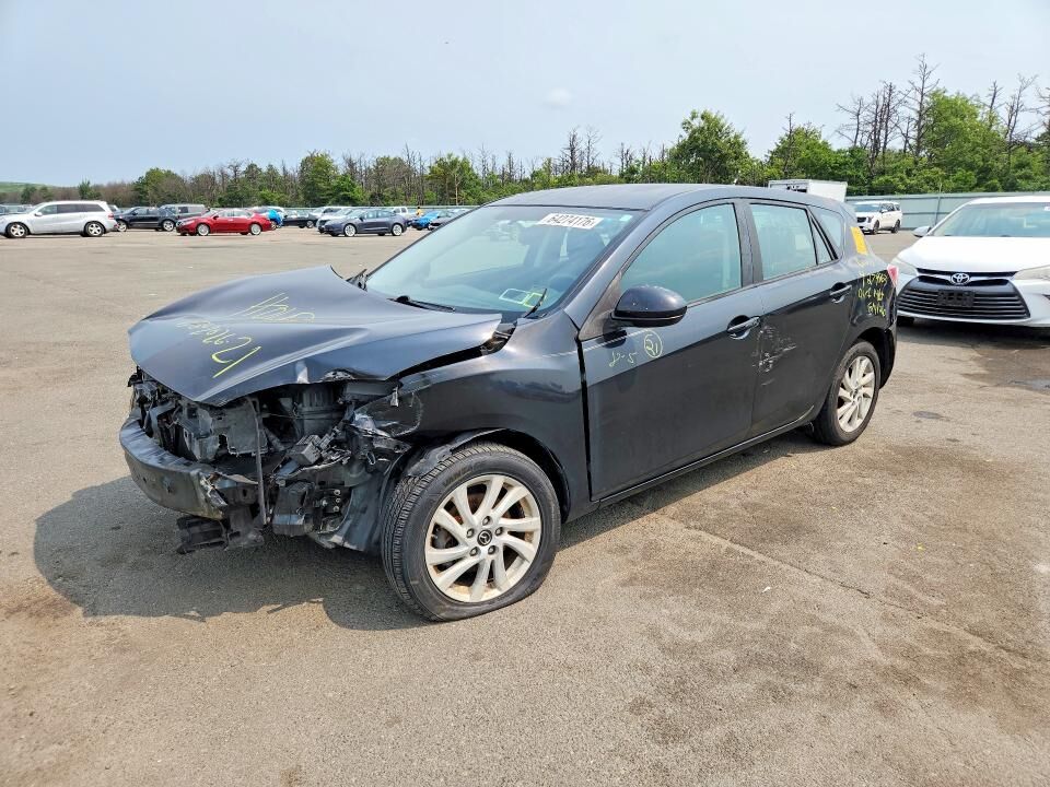 2013 MAZDA Mazda3