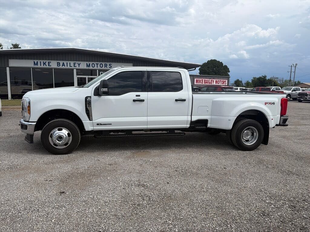 2025 FORD F-350