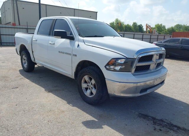 2011 DODGE Ram