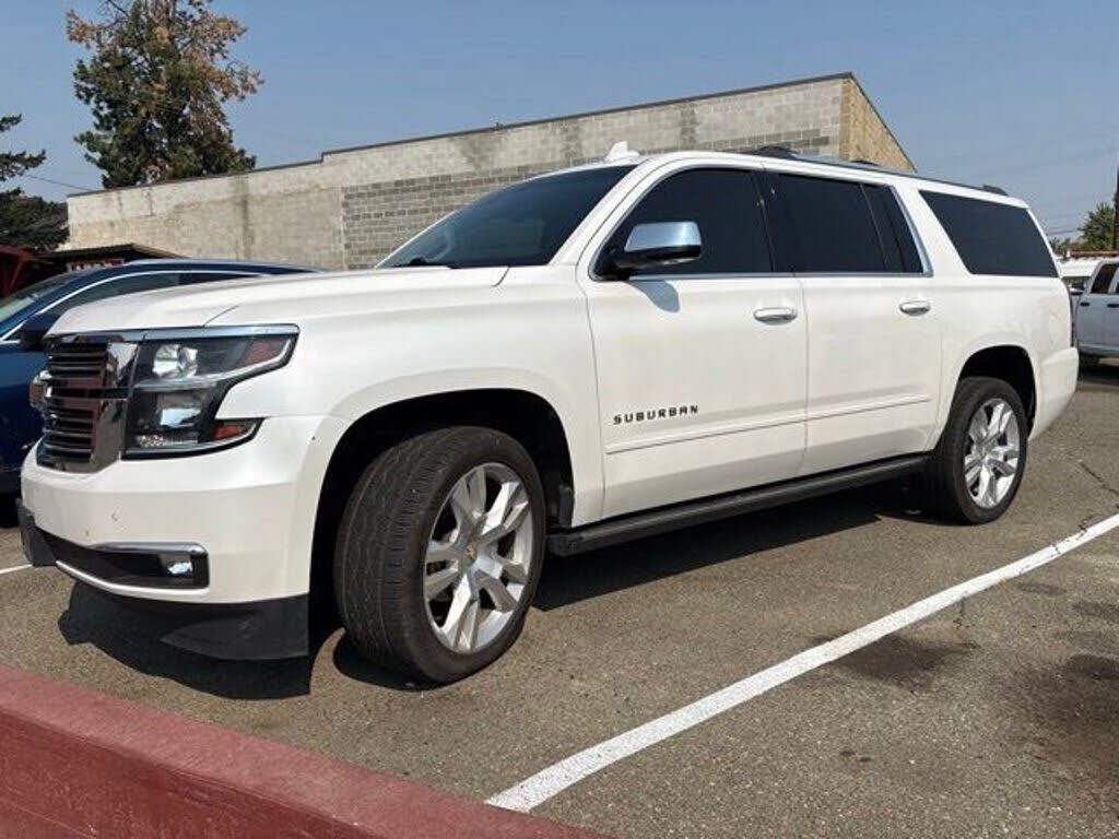 2018 CHEVROLET Suburban