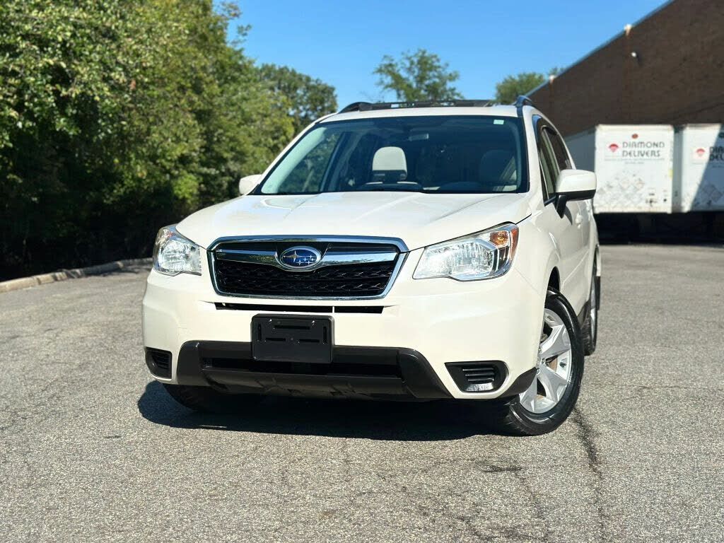 2014 SUBARU Forester