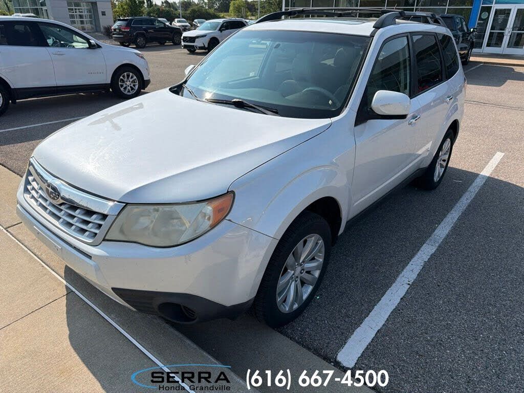2011 SUBARU Forester