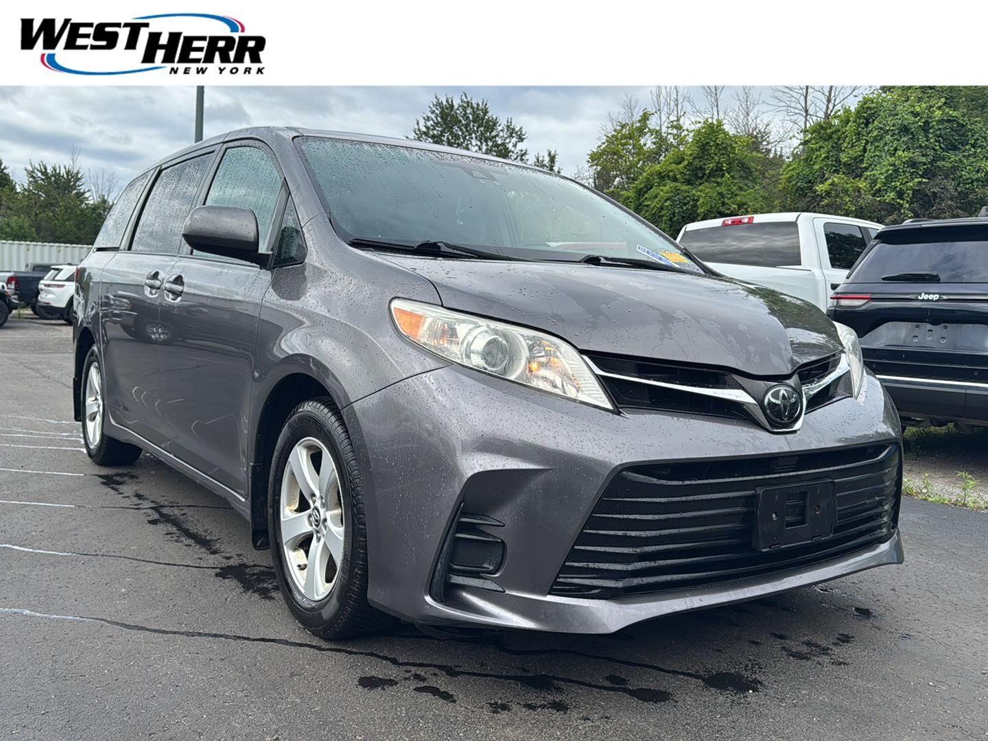 2018 TOYOTA Sienna