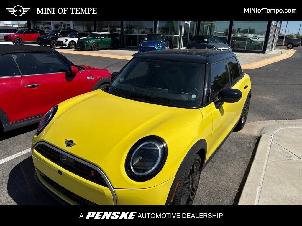 2025 MINI Hardtop
