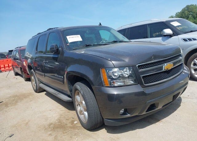 2010 CHEVROLET Suburban