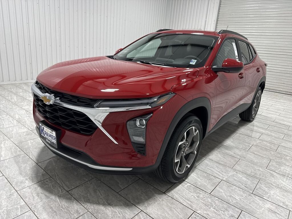 2026 CHEVROLET Trax