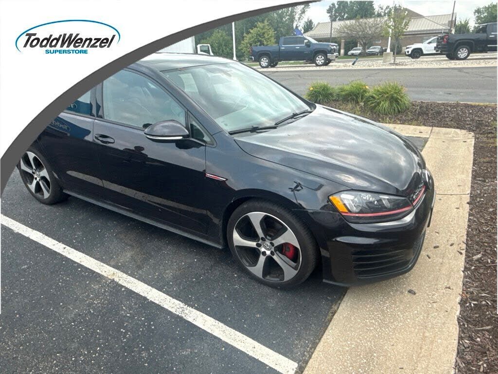2016 VOLKSWAGEN Golf GTI