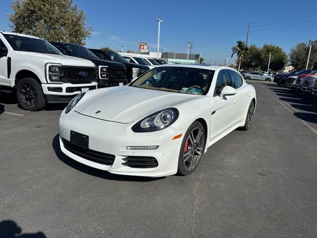 2014 PORSCHE Panamera