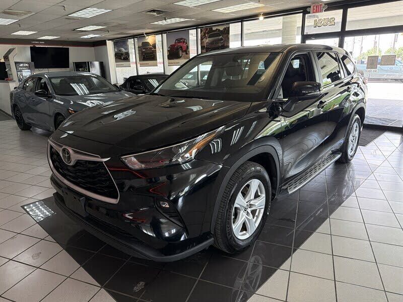 2025 TOYOTA Highlander