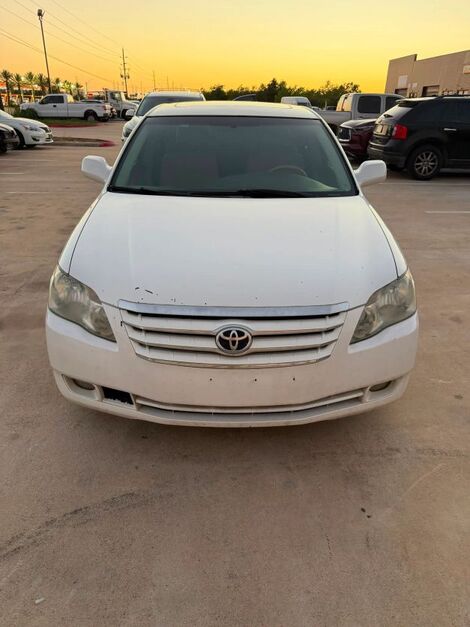 2006 TOYOTA Avalon