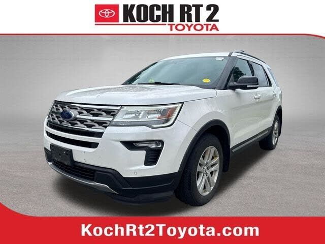 2018 FORD Explorer