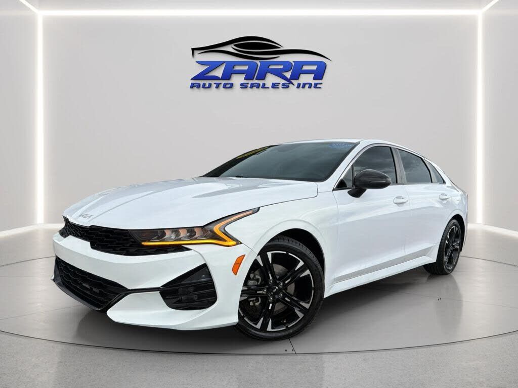 2022 KIA K5
