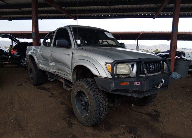 2002 TOYOTA Tacoma
