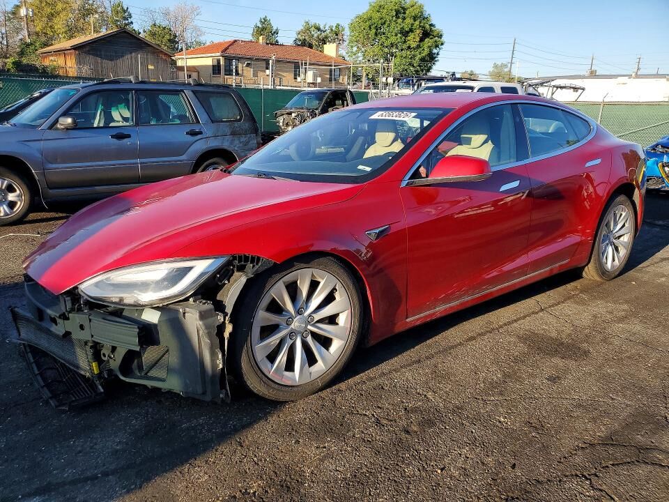 2016 TESLA Model S
