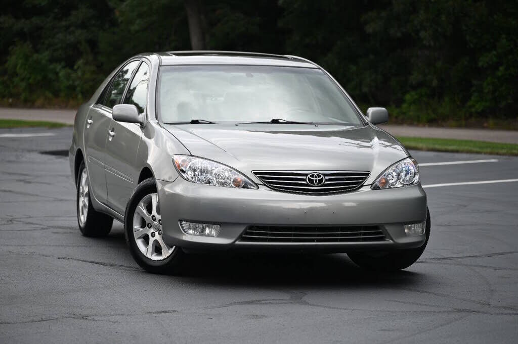 2005 TOYOTA Camry