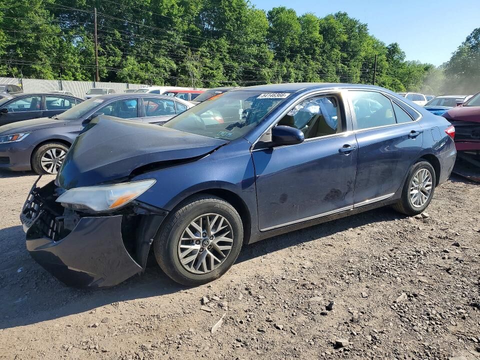 2017 TOYOTA Camry