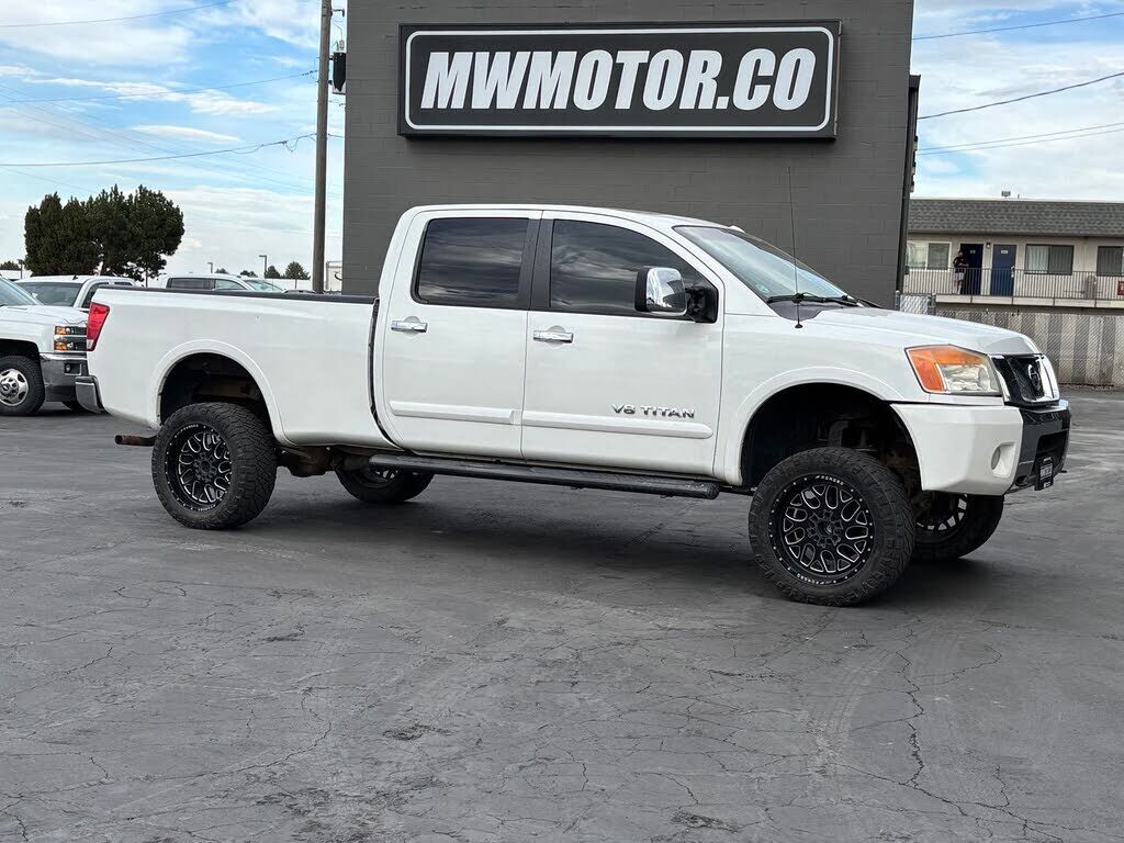 2008 NISSAN Titan