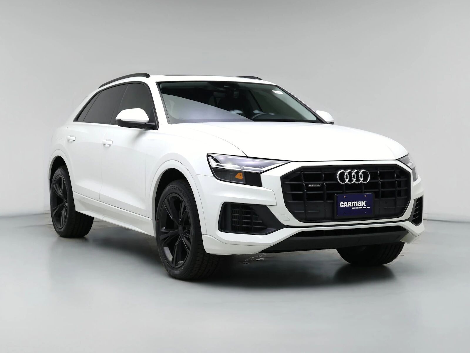 2020 AUDI Q8