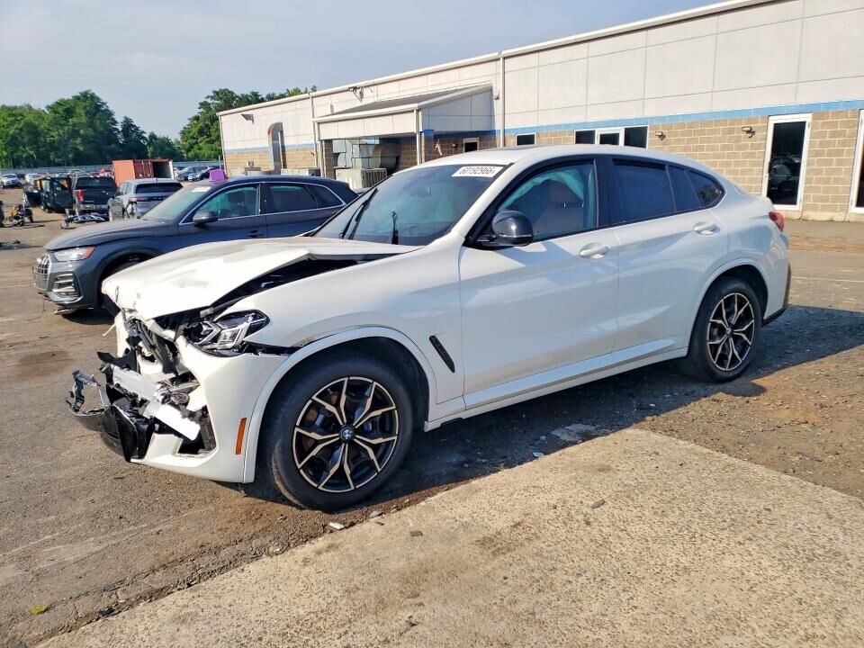 2022 BMW X4