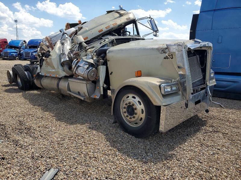 2007 FREIGHTLINER FLD132