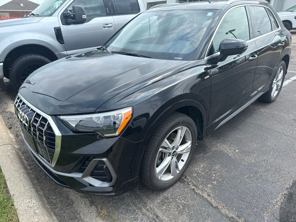 2021 AUDI Q3