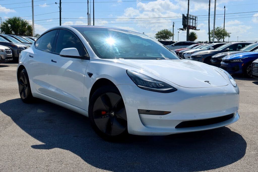 2018 TESLA Model 3