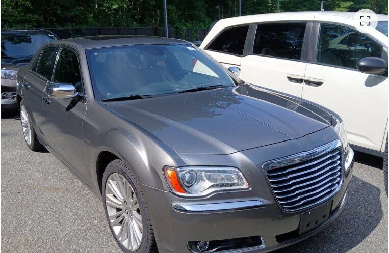 2011 CHRYSLER 300C