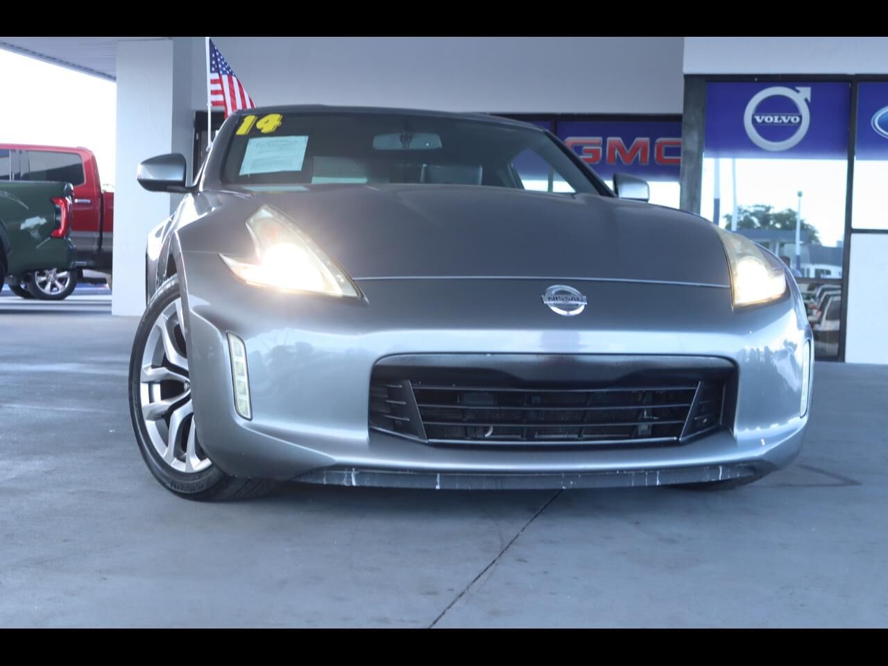 2014 NISSAN 370Z