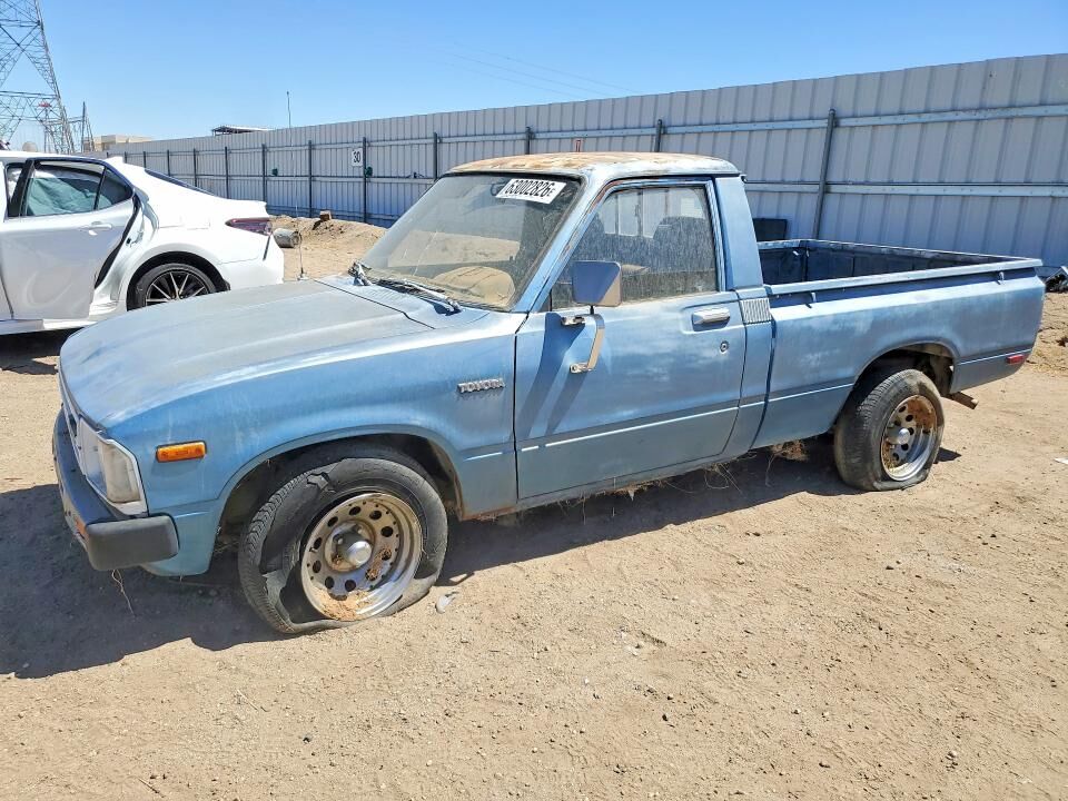 1982 TOYOTA Pick-Up