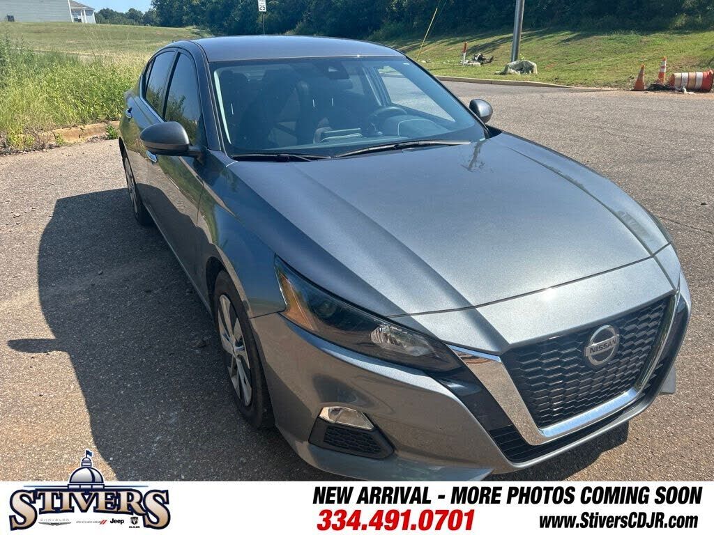 2022 NISSAN Altima