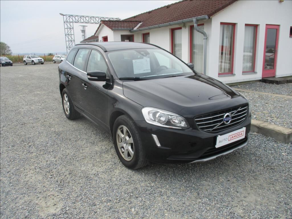 2017 VOLVO XC60