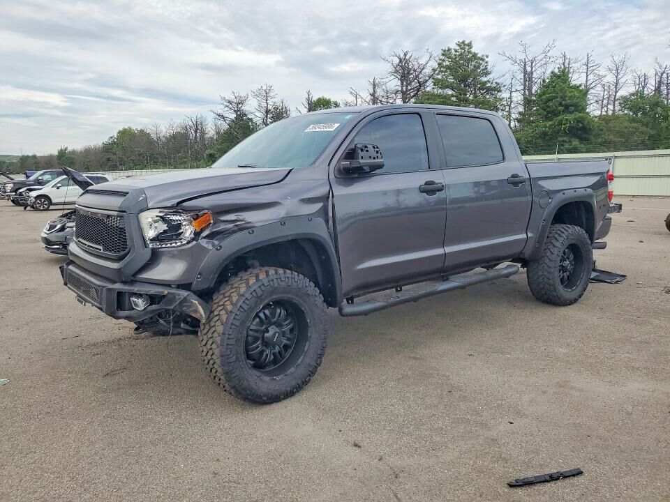2016 TOYOTA Tundra