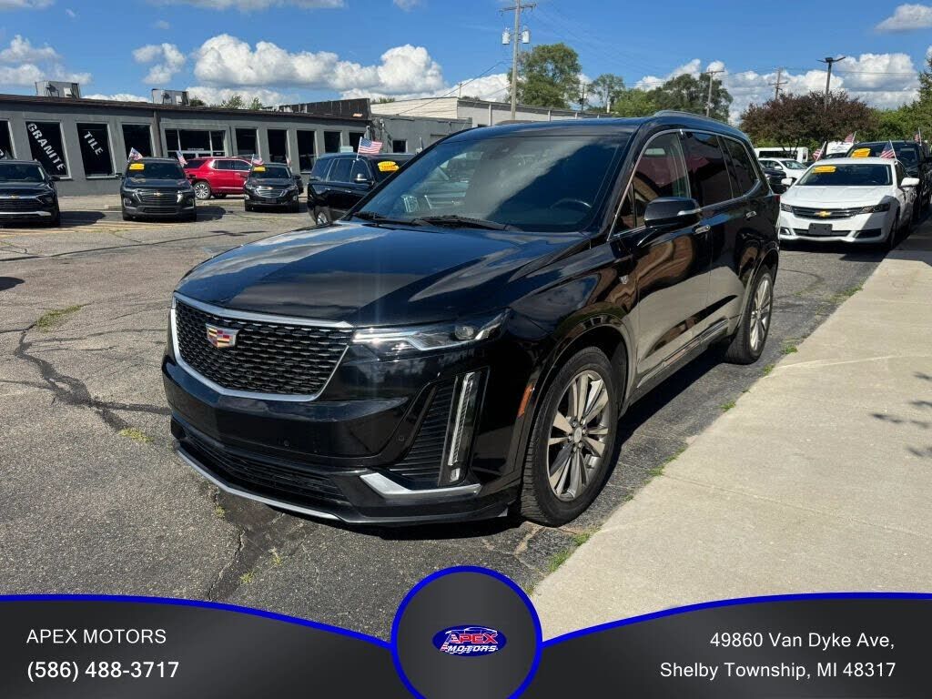 2021 CADILLAC XT6