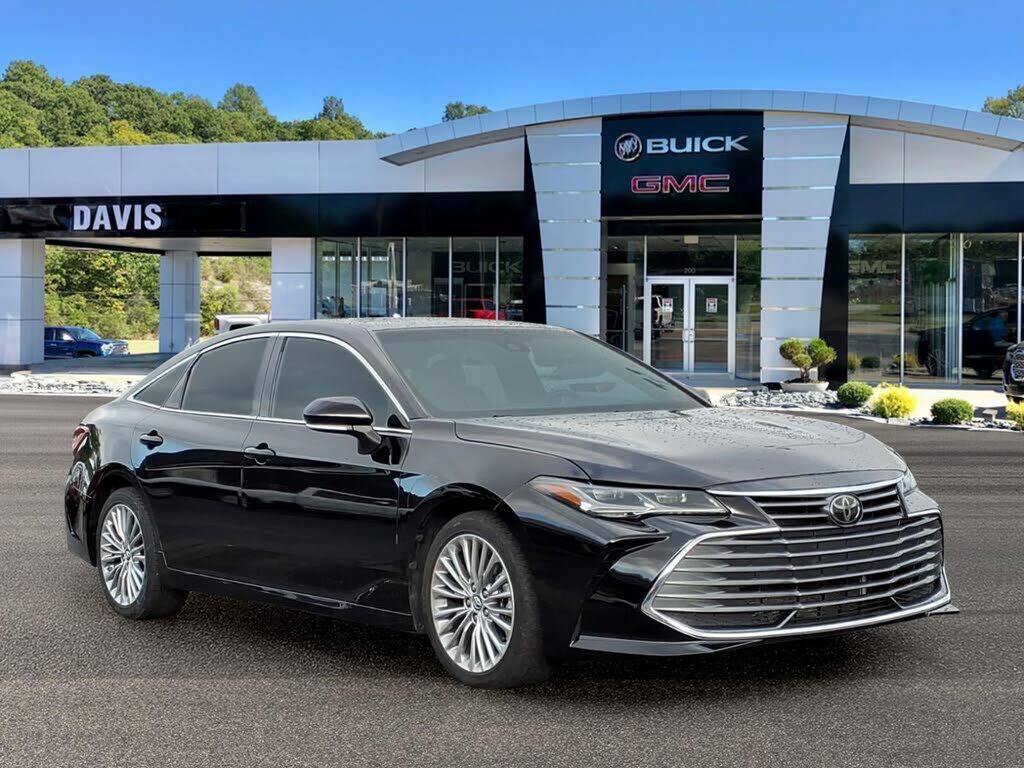 2019 TOYOTA Avalon